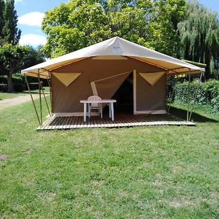 Tente Canadienne Marcilly-Sur-Vienne Экстерьер фото